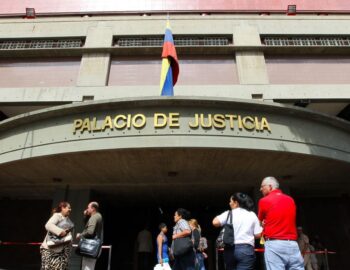 entrada-palacio-de-justicia-en-maracay